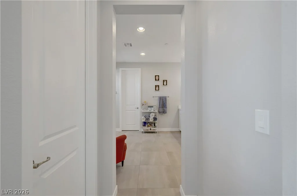 10401 Wedgedale, Las Vegas, NV 89166