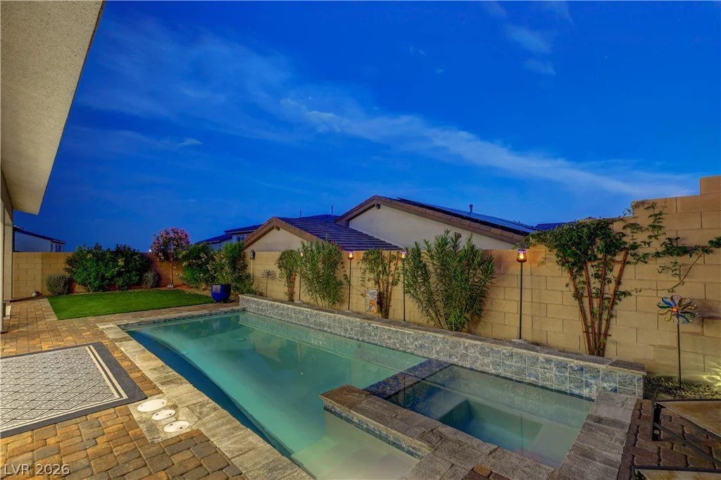 10401 Wedgedale, Las Vegas, NV 89166