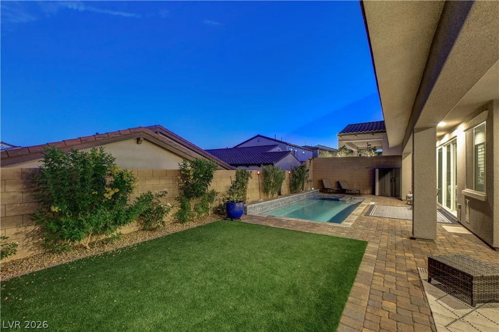 10401 Wedgedale, Las Vegas, NV 89166