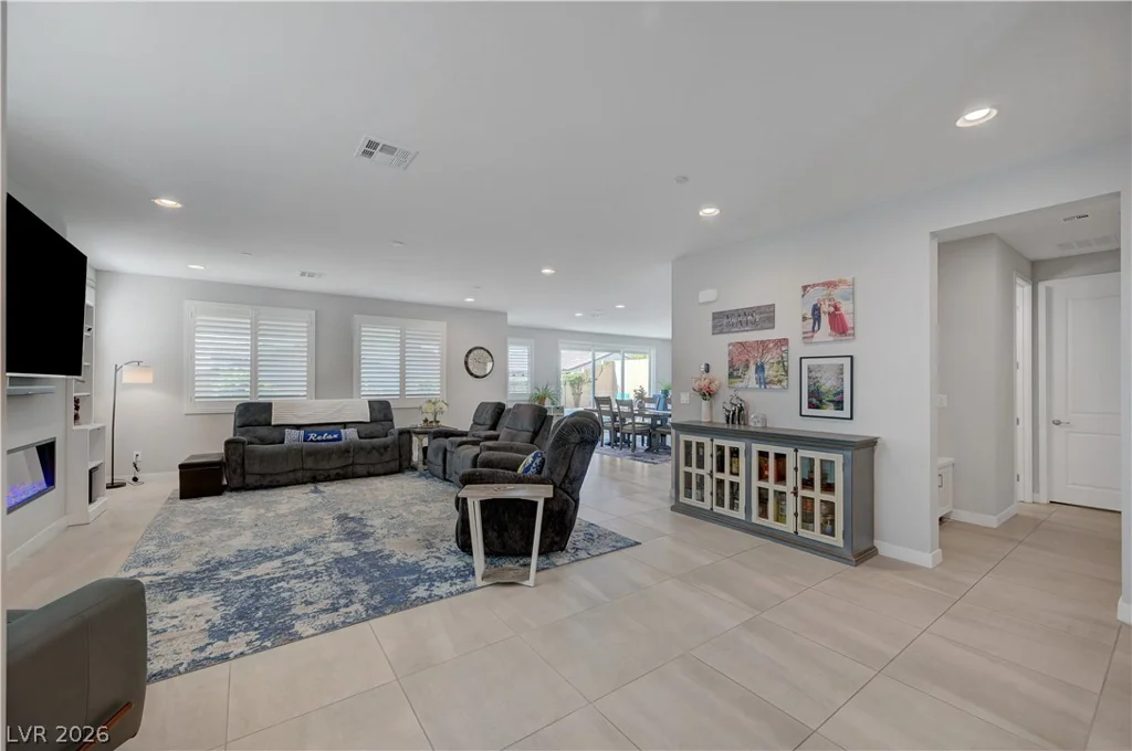 10401 Wedgedale, Las Vegas, NV 89166