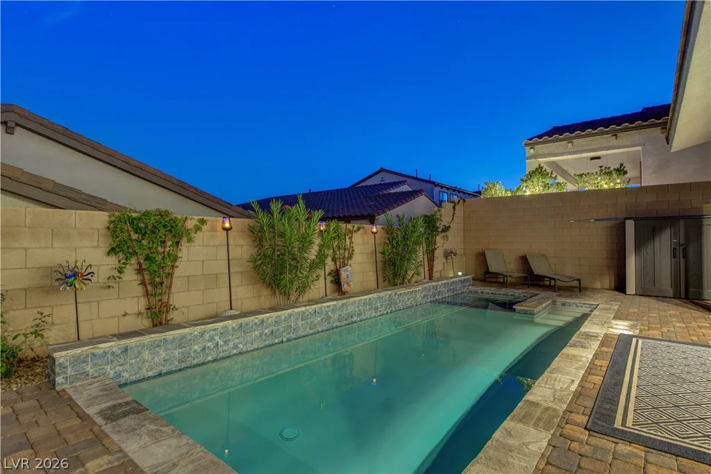 10401 Wedgedale, Las Vegas, NV 89166