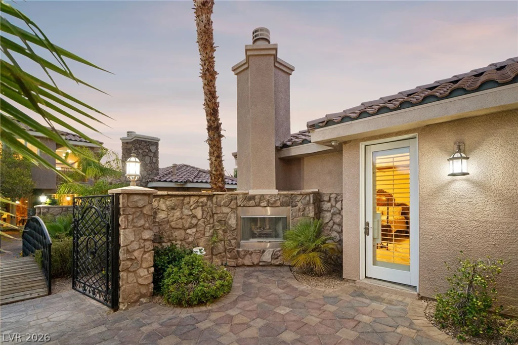 208 Levi, Las Vegas, NV 89183