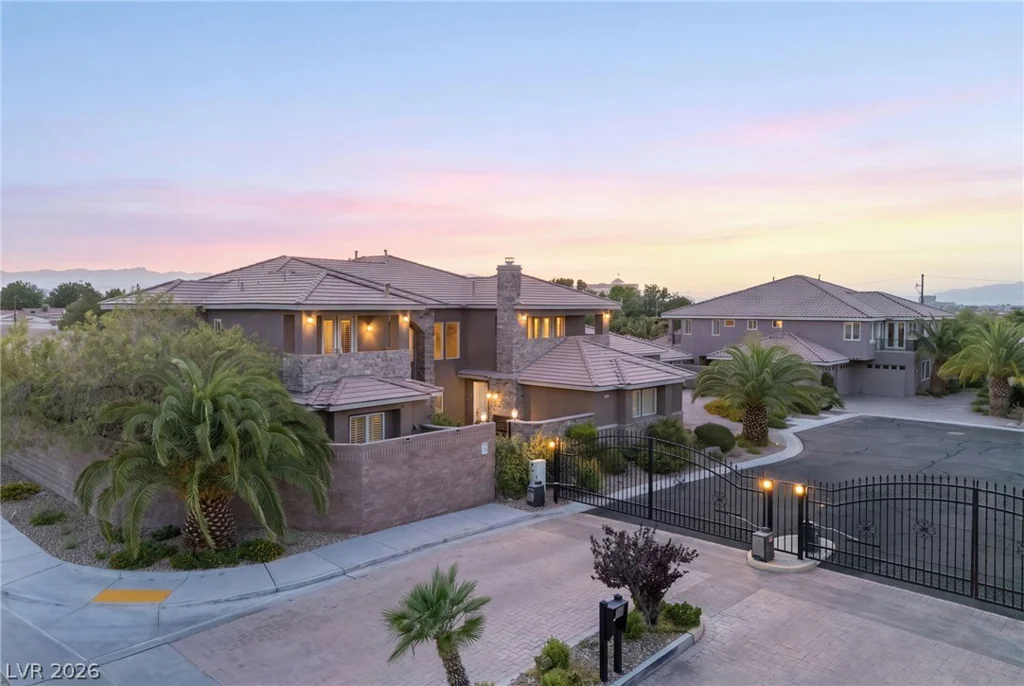 208 Levi, Las Vegas, NV 89183