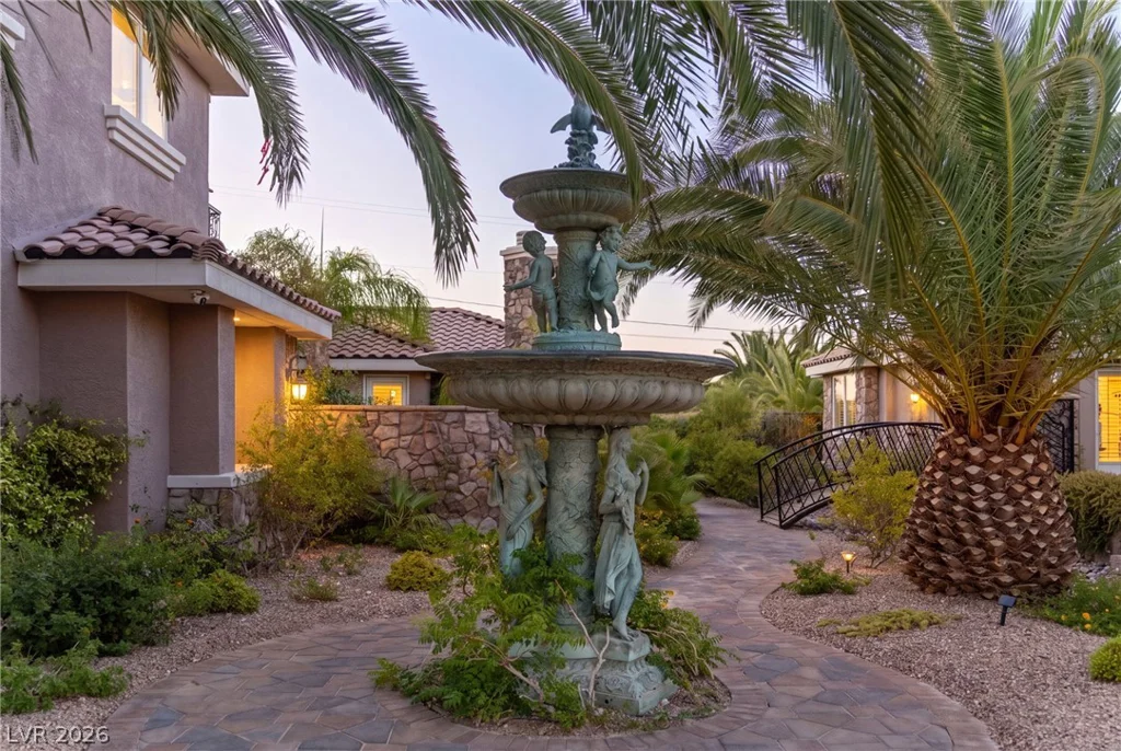 208 Levi, Las Vegas, NV 89183