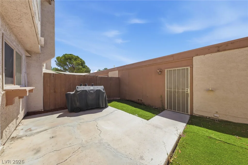 3320 Sagebrook, Las Vegas, NV 89121