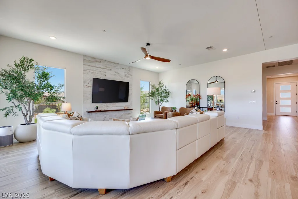 85 Crimson Stone, Henderson, NV 89011
