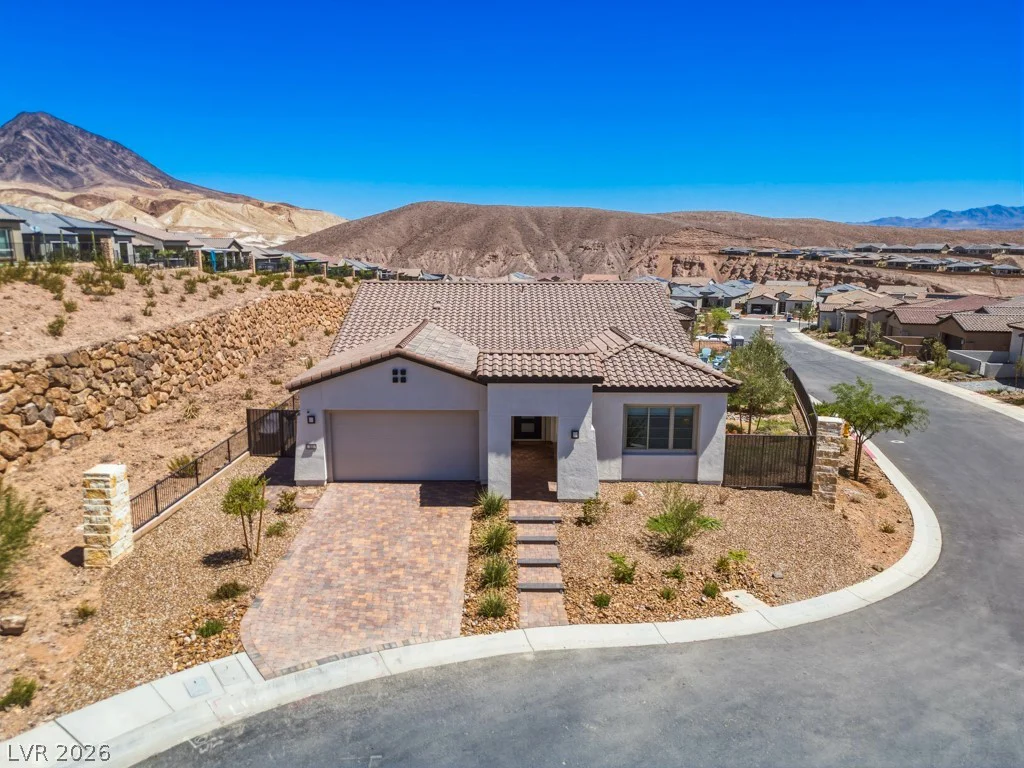 85 Crimson Stone, Henderson, NV 89011