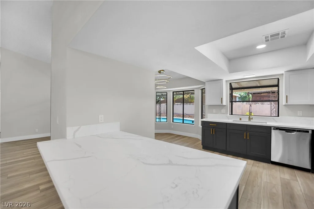 5470 Abbington, Las Vegas, NV 89120
