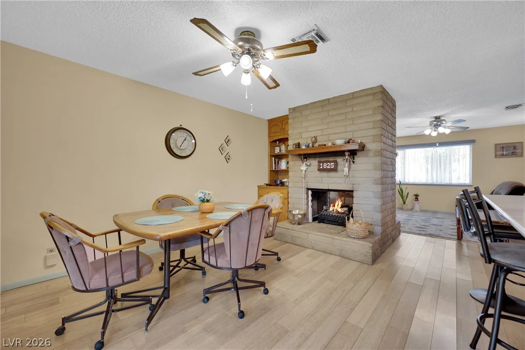 1825 Shadow Mountain, Las Vegas, NV 89108