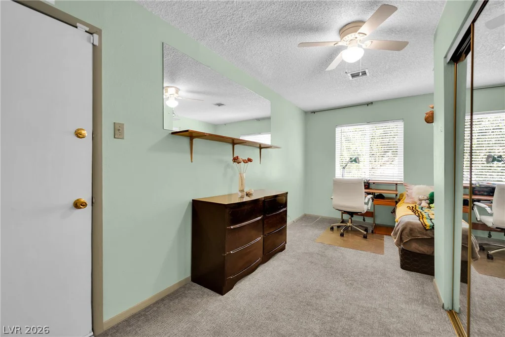 1825 Shadow Mountain, Las Vegas, NV 89108