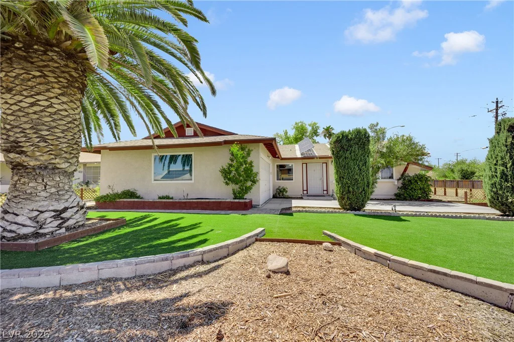1825 Shadow Mountain, Las Vegas, NV 89108