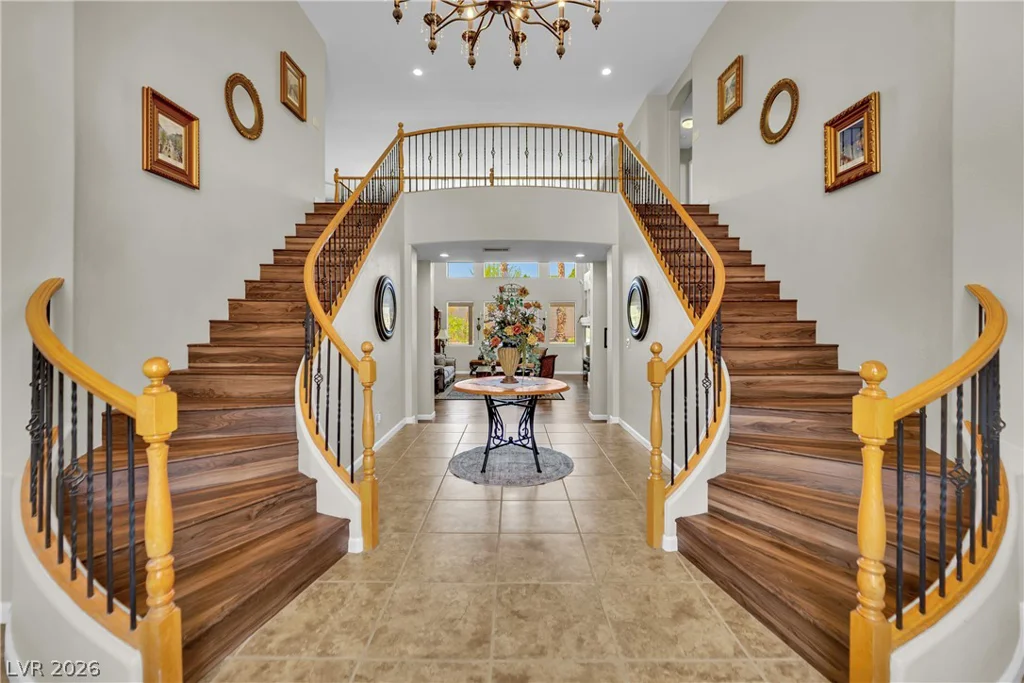 8905 Goldstone, Las Vegas, NV 89143