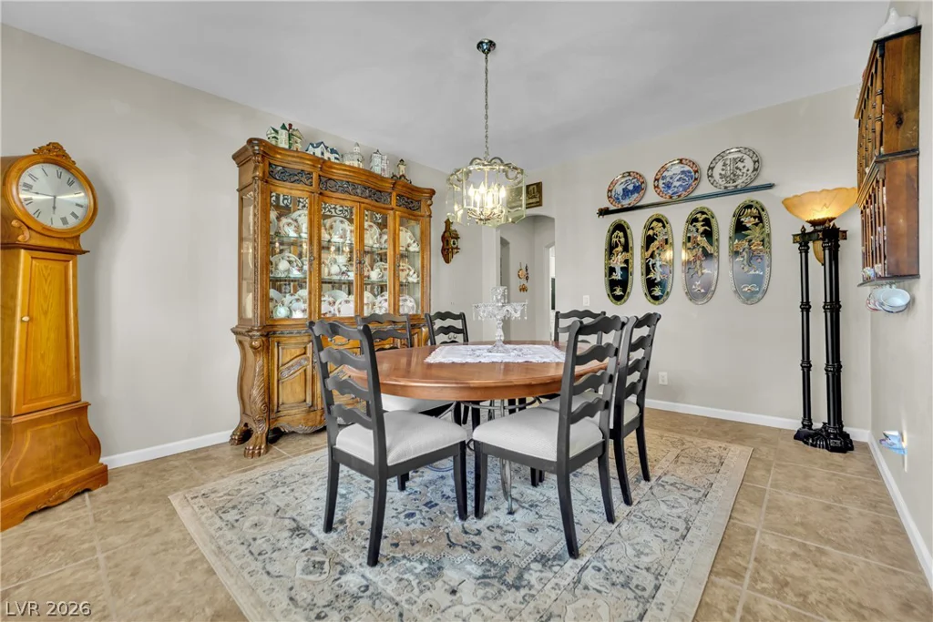 8905 Goldstone, Las Vegas, NV 89143