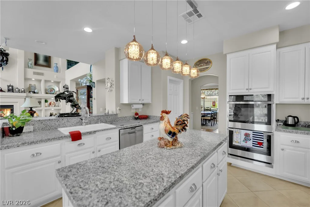 8905 Goldstone, Las Vegas, NV 89143