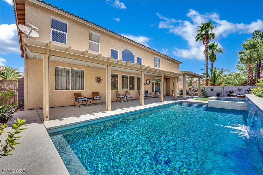 8905 Goldstone, Las Vegas, NV 89143