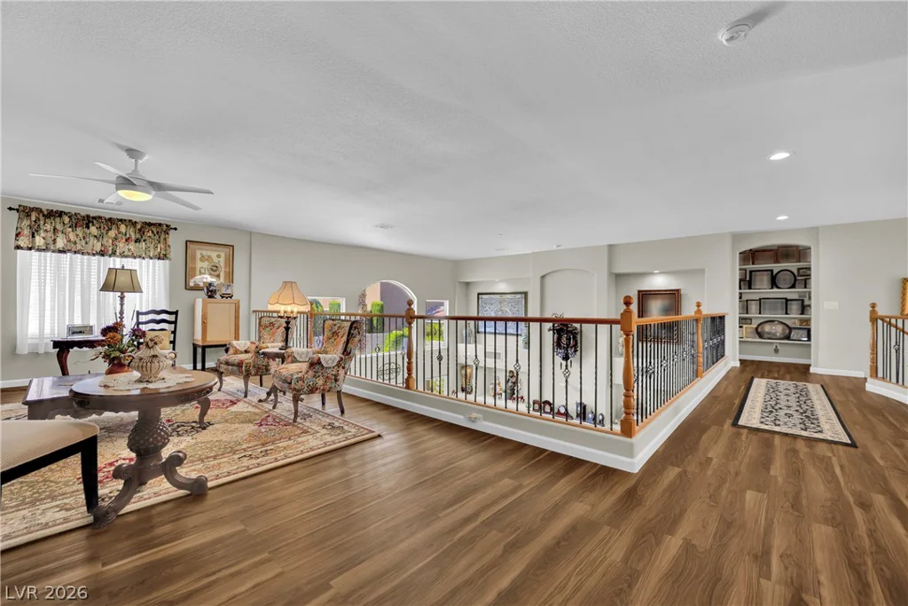 8905 Goldstone, Las Vegas, NV 89143