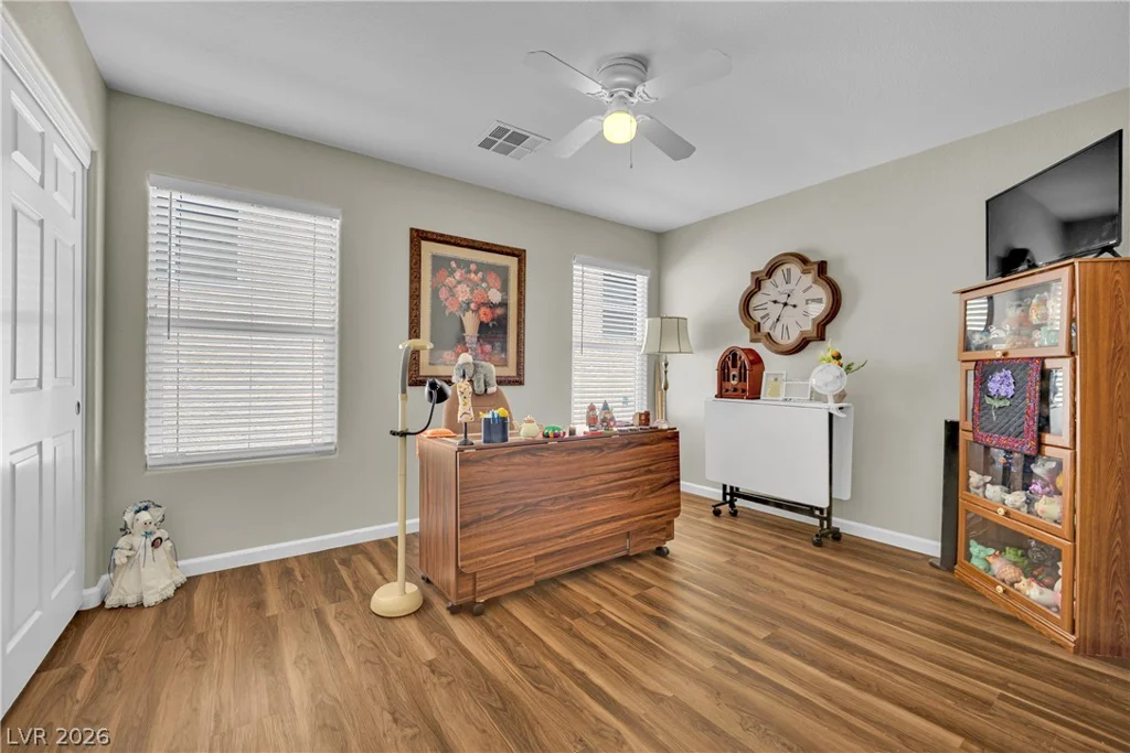 8905 Goldstone, Las Vegas, NV 89143
