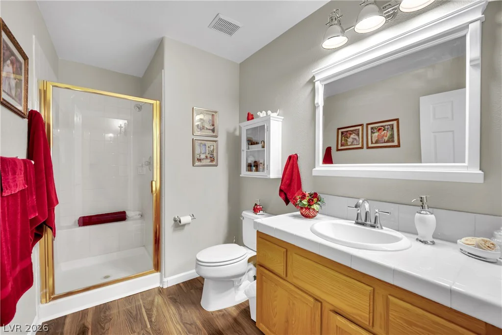 8905 Goldstone, Las Vegas, NV 89143
