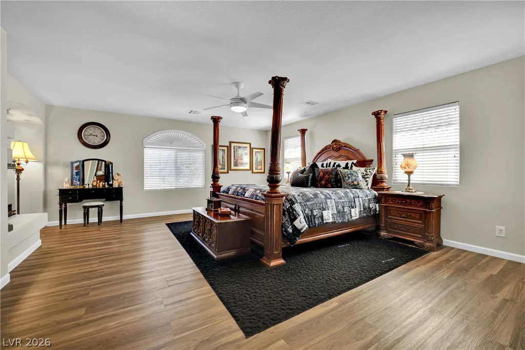 8905 Goldstone, Las Vegas, NV 89143