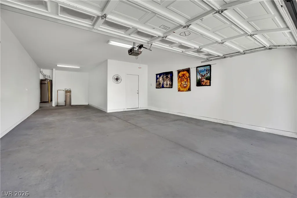 8905 Goldstone, Las Vegas, NV 89143