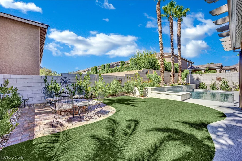 8905 Goldstone, Las Vegas, NV 89143