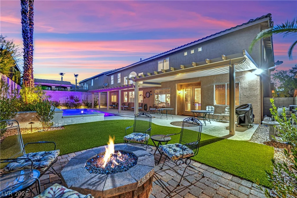 8905 Goldstone, Las Vegas, NV 89143