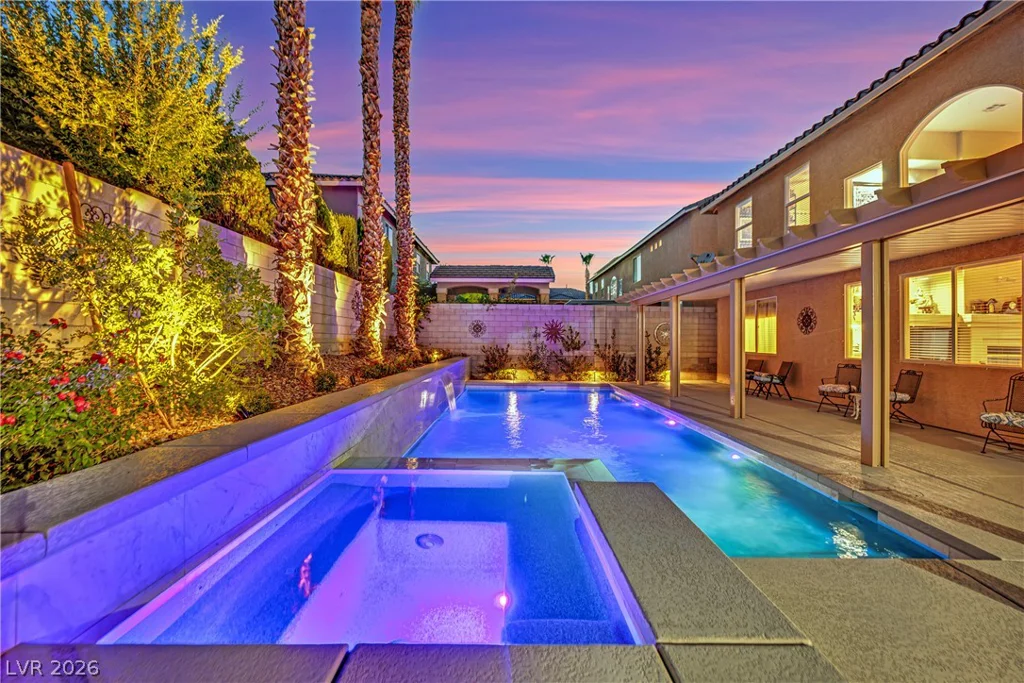 8905 Goldstone, Las Vegas, NV 89143