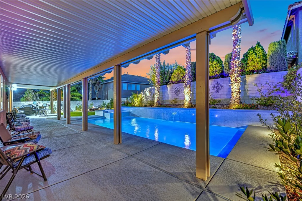8905 Goldstone, Las Vegas, NV 89143