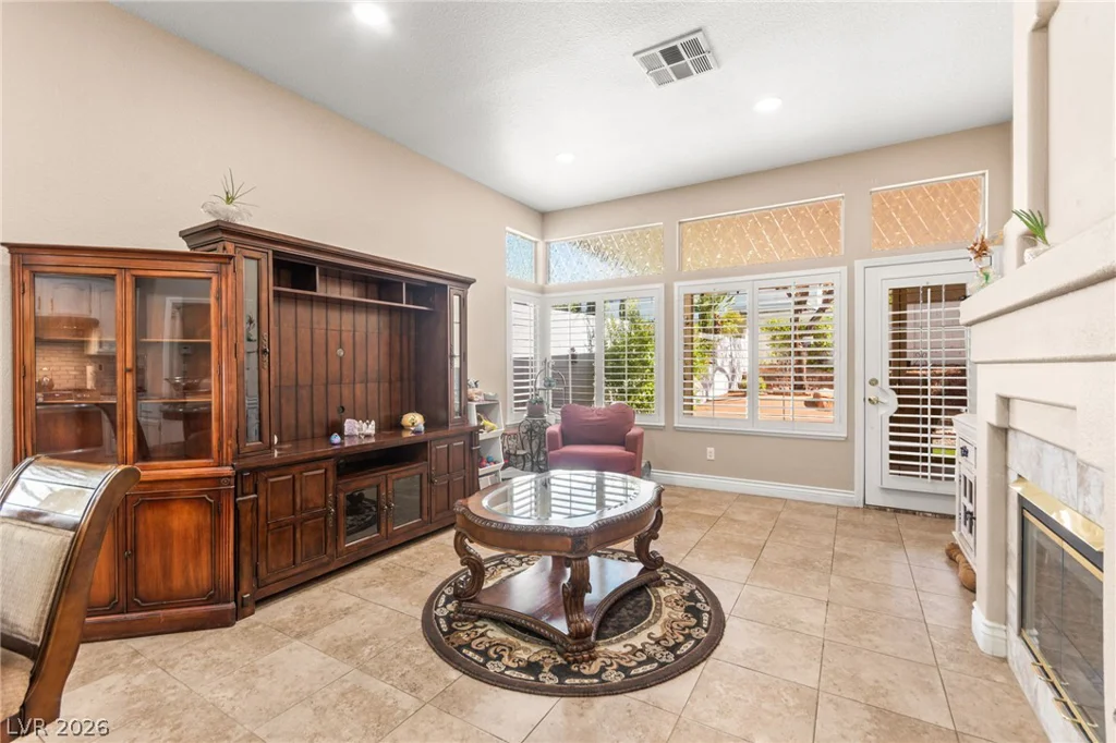 9229 Spruce Mountain, Las Vegas, NV 89134