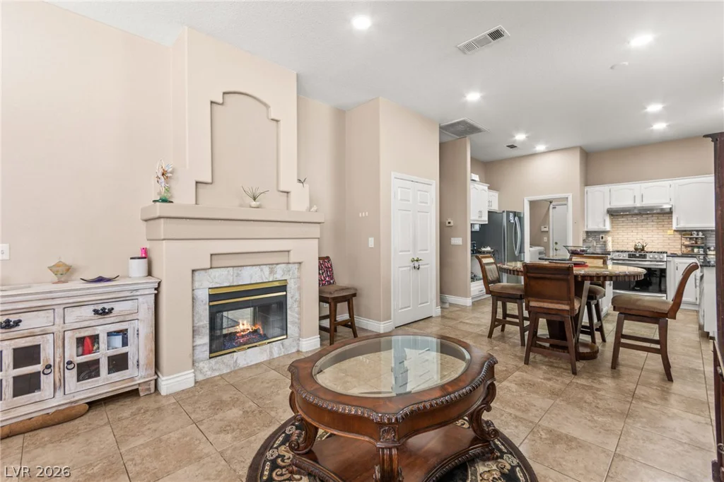9229 Spruce Mountain, Las Vegas, NV 89134