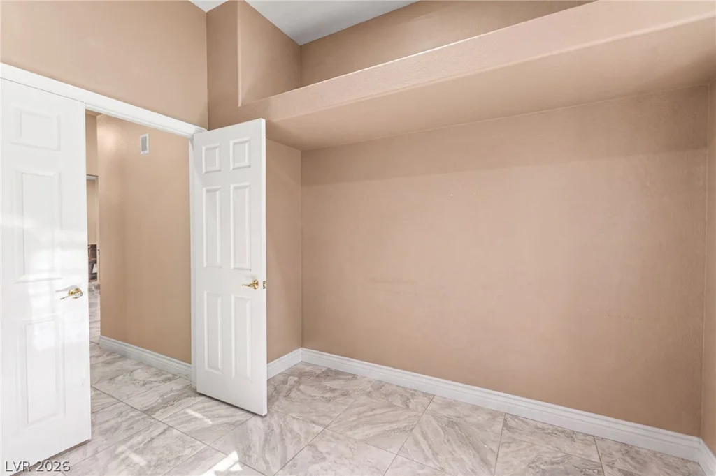 9229 Spruce Mountain, Las Vegas, NV 89134