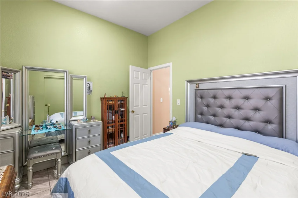 9229 Spruce Mountain, Las Vegas, NV 89134
