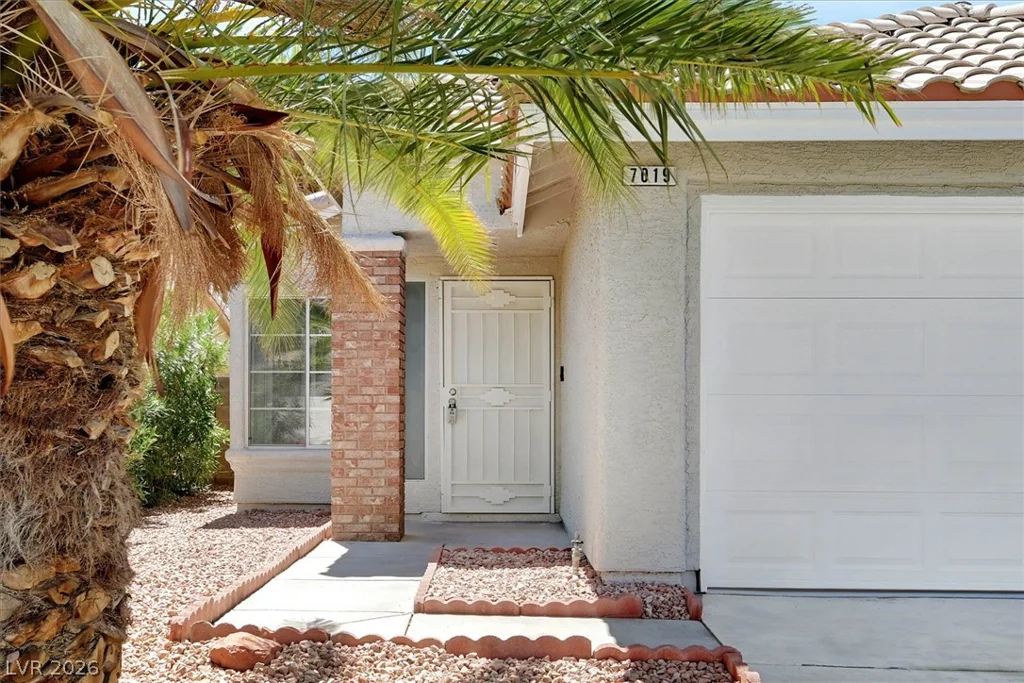 7019 Wine River, Las Vegas, NV 89119