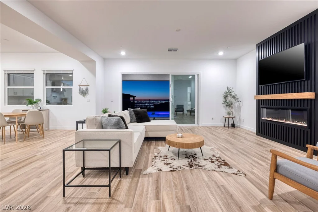 526 Riley Ridge, Henderson, NV 89012