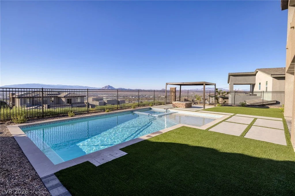 526 Riley Ridge, Henderson, NV 89012