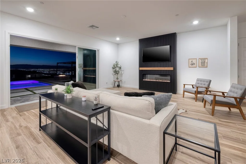 526 Riley Ridge, Henderson, NV 89012