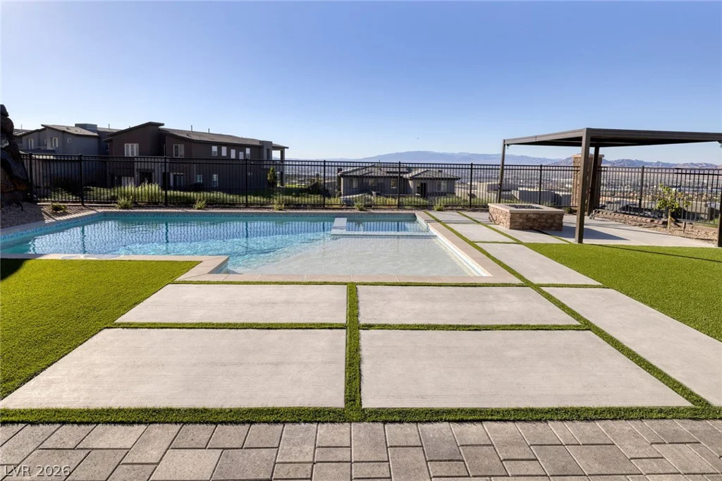 526 Riley Ridge, Henderson, NV 89012