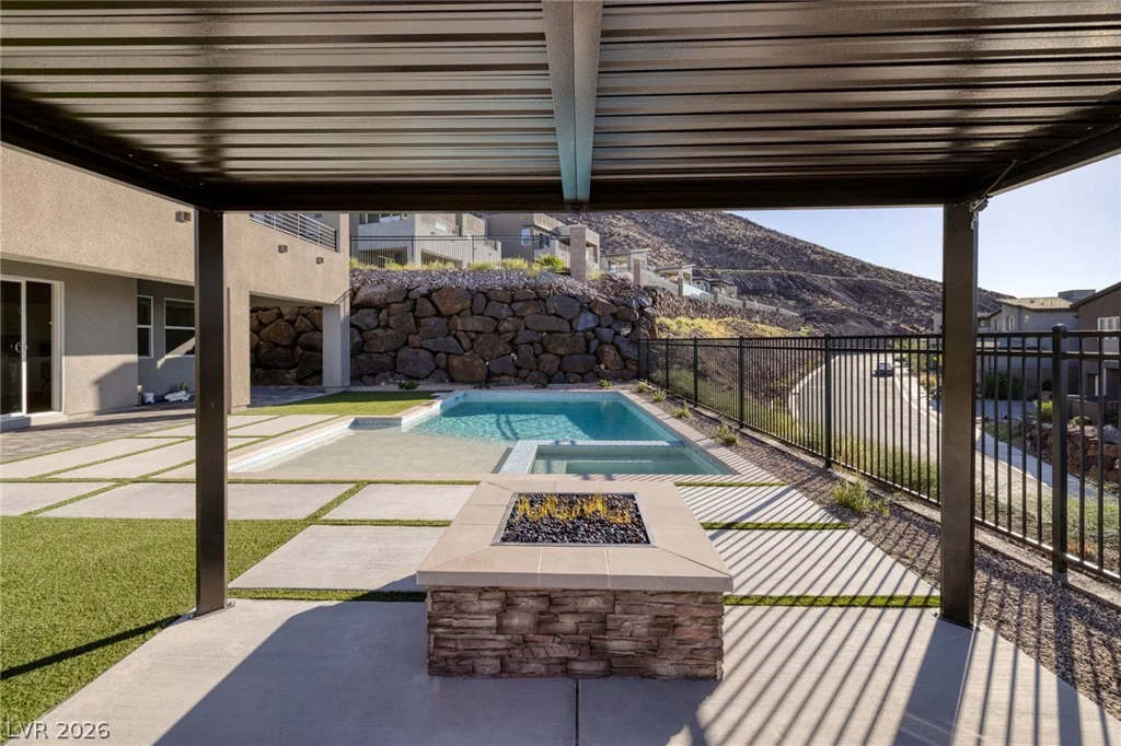 526 Riley Ridge, Henderson, NV 89012