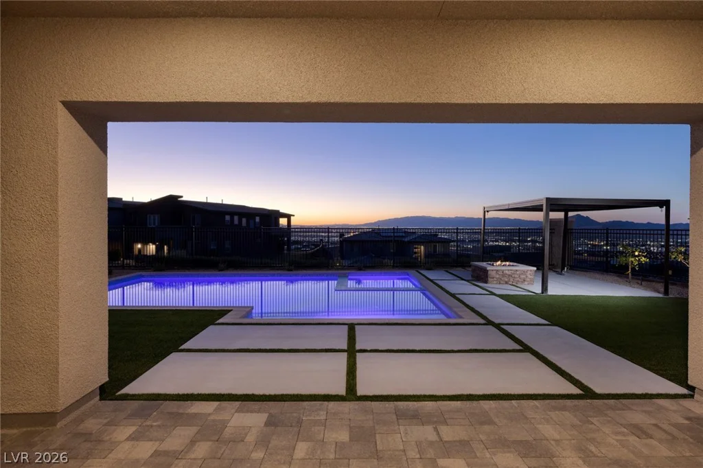 526 Riley Ridge, Henderson, NV 89012