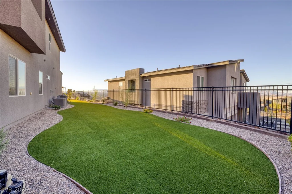 526 Riley Ridge, Henderson, NV 89012