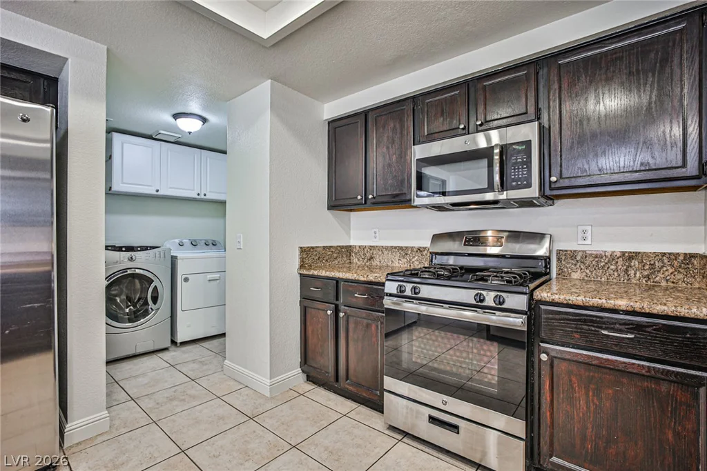 2441 Sage Pointe, Las Vegas, NV 89128