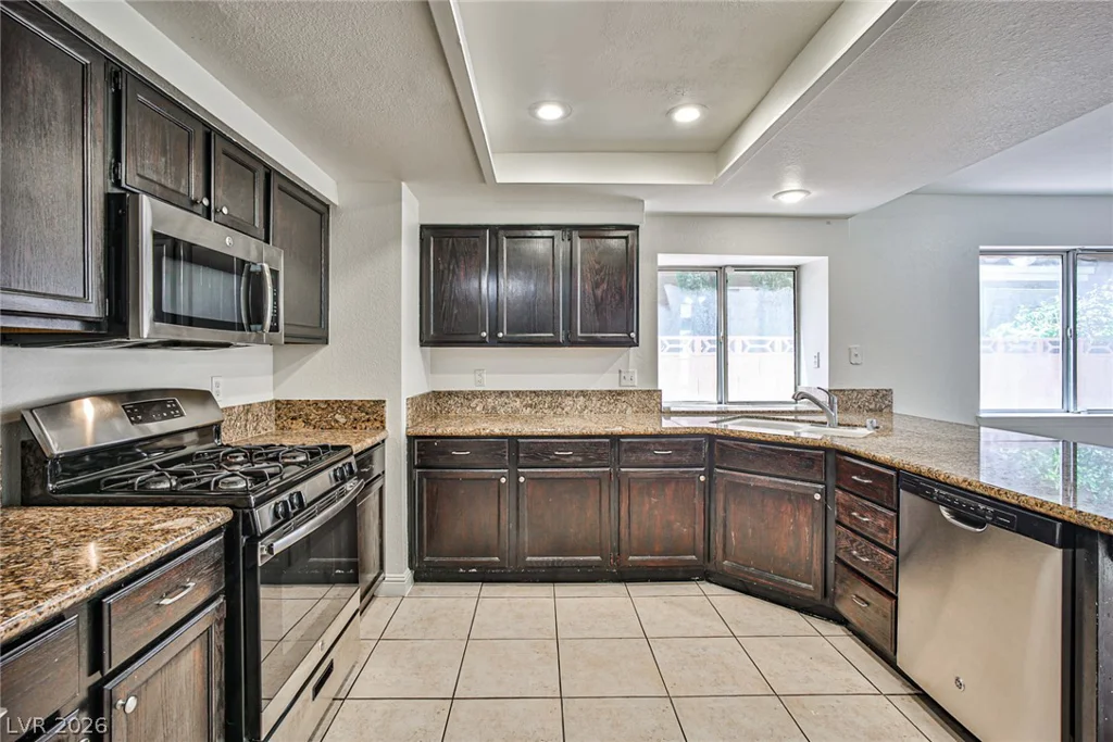 2441 Sage Pointe, Las Vegas, NV 89128