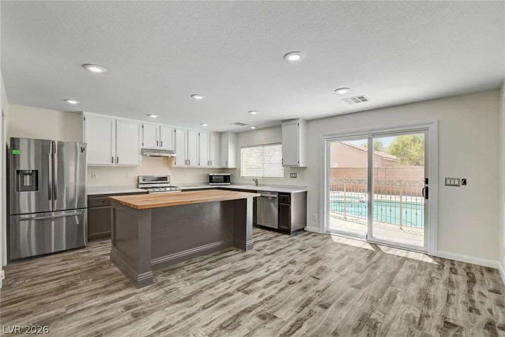 4941 Elkin Creek, Las Vegas, NV 89131