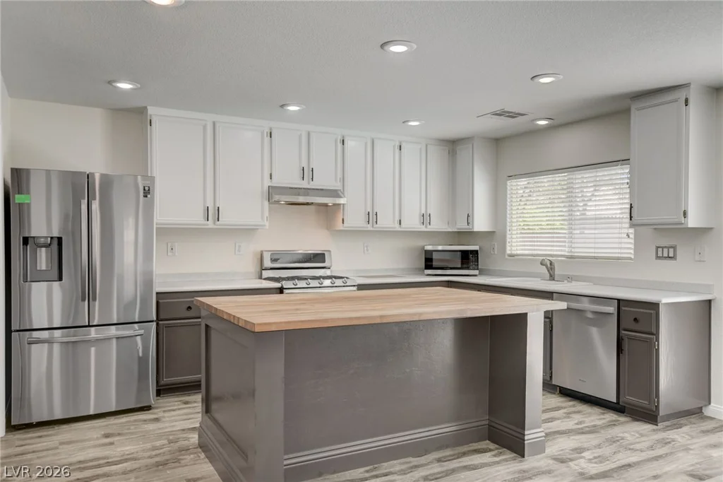 4941 Elkin Creek, Las Vegas, NV 89131
