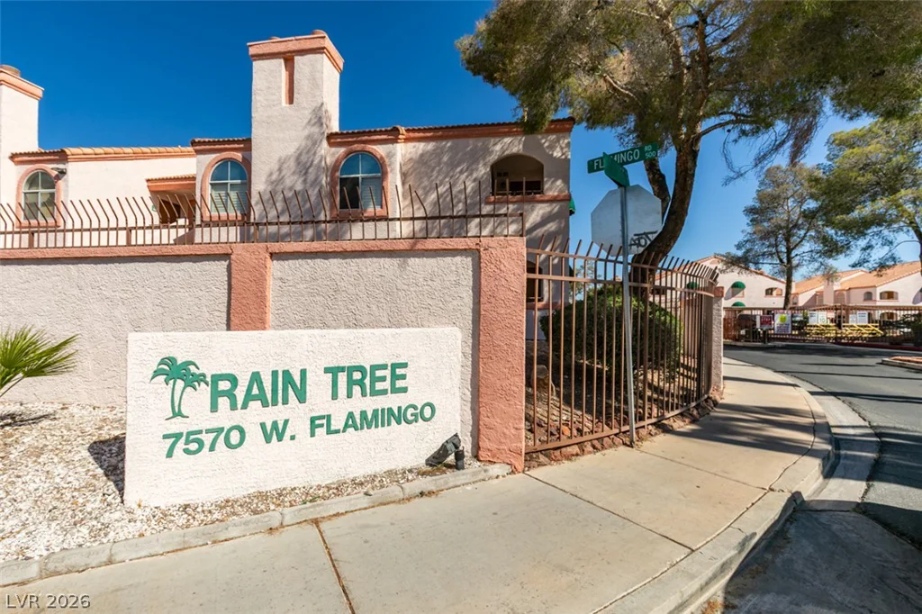 7570 Flamingo, Las Vegas, NV 89147