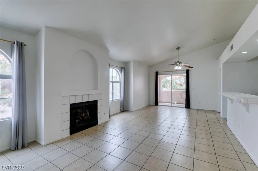 7570 Flamingo, Las Vegas, NV 89147