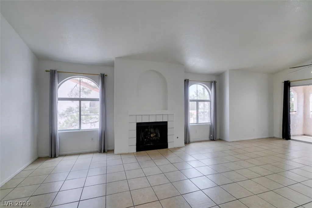 7570 Flamingo, Las Vegas, NV 89147