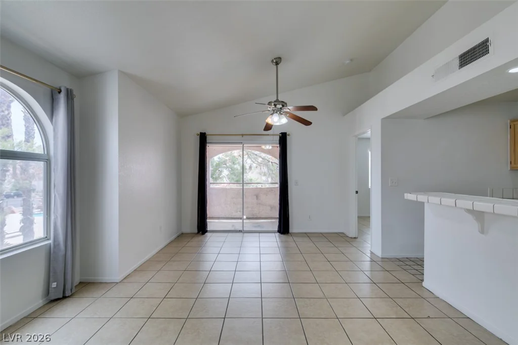 7570 Flamingo, Las Vegas, NV 89147