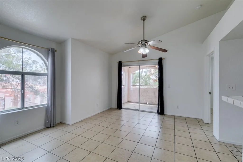 7570 Flamingo, Las Vegas, NV 89147