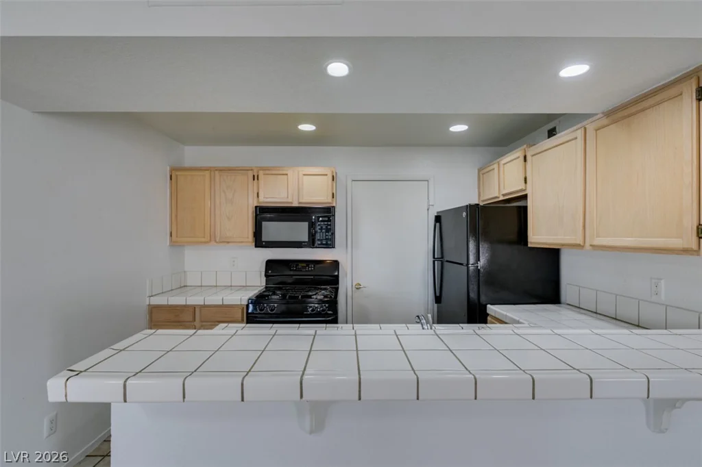 7570 Flamingo, Las Vegas, NV 89147